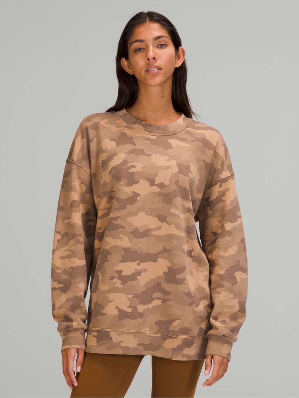 Lululemon Perfectly Oversized Crew
Heritage 365 Camo Beige Multi